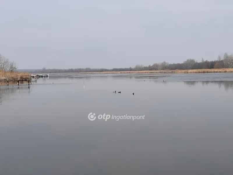 Fadd-Dombori hétvégi ház eladó 55 5nm 200nm udvarral