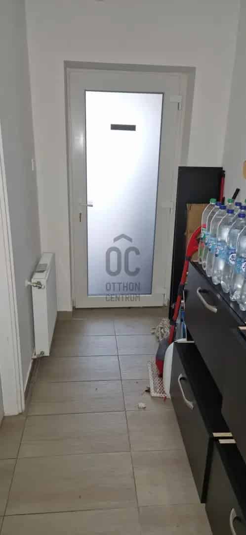 Üzleti célú Kiadó , Debreceni járás, Alföld és Észak