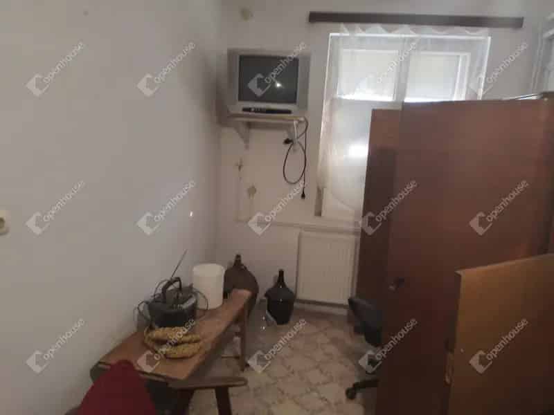 Gyulai családi ház eladó 70m2 2 szoba kerttel erdővel