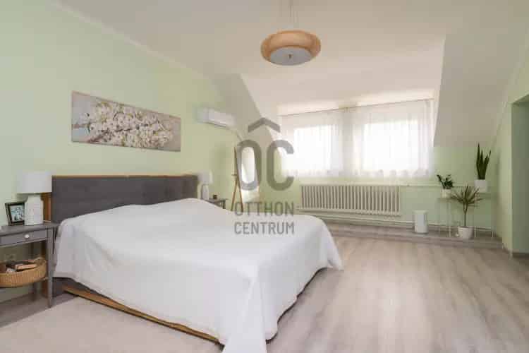 Budapest IV kerület eladó családi ház 220 m2 4 szoba 3 fürdő
