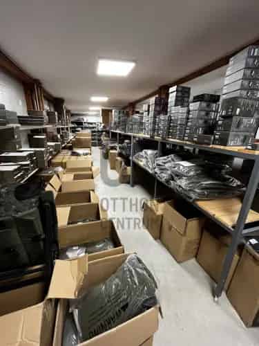 Debreceni eladó kereskedelmi ingatlan 300 m2