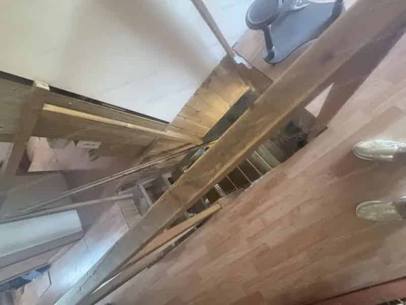 90m2-es családi ház Tatabánya Felsőgallán - 4 szoba, kályha és villanyfűtés