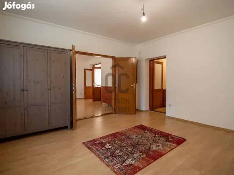 Eger családi ház eladó 10 szobás nagy telekkel