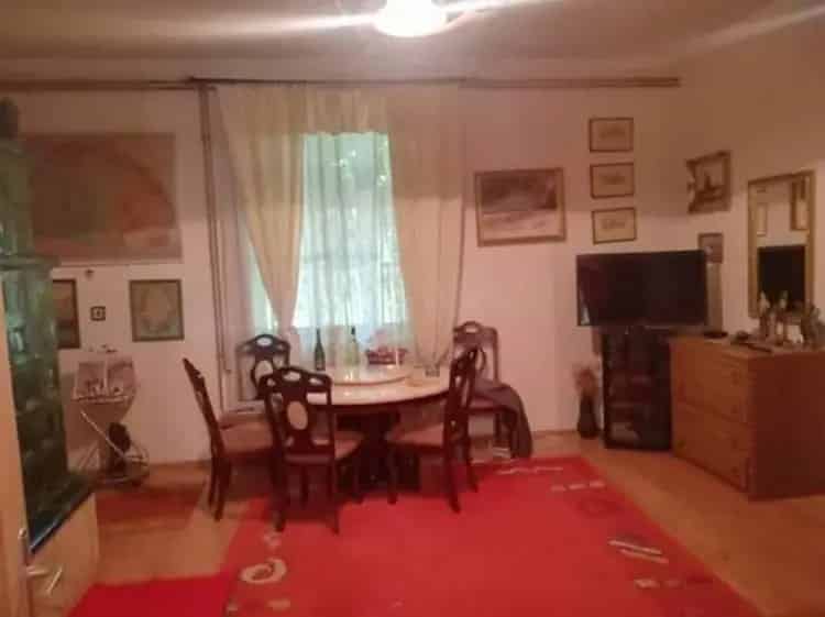 Eladó Ház Lakitelek - 4 szobás, 3 fürdőszobás, 6383 m2 telek
