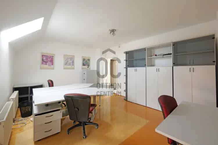 Budapest XI kerület 4 szobás családi ház eladó