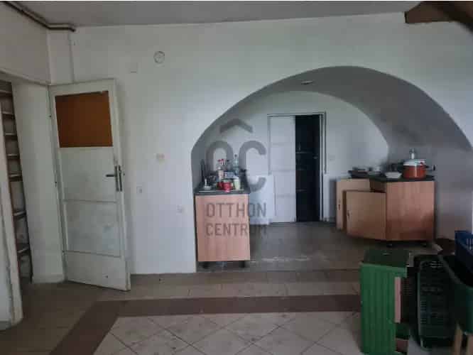 Pécsi panorámás családi ház eladó