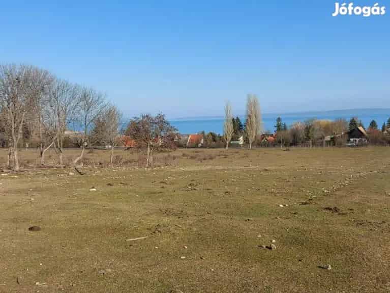 Balatonszepezd Panorámás Telek Elado