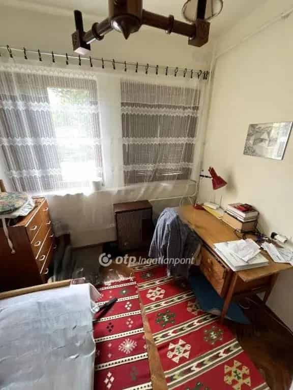 81 nm-es családi ház Pásztón 1222 nm-es telekkel