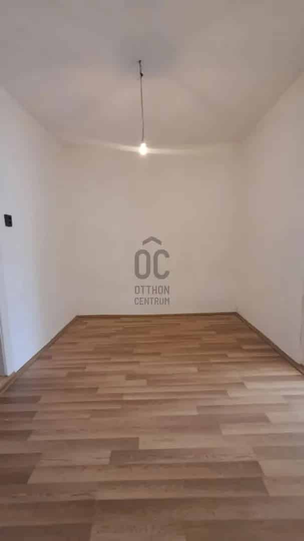 Vámospércs 71 5 m2-es családi ház eladó