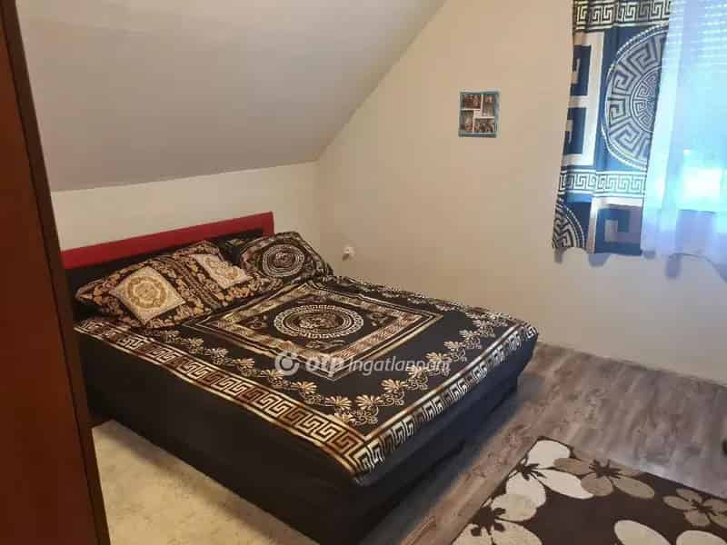 160m2-es felujitott csaldi haz Erd kertvarosaban 5 haloszoba 2 terasz garazzal