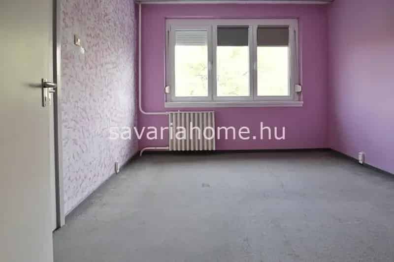 Szombathely Derkovits 55nm 2 szobás erkélyes lakás eladó