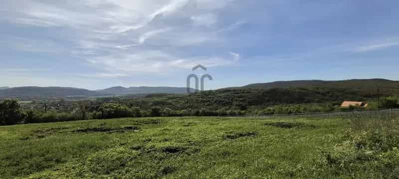 Panorámás ház eladó Szentbékkállán a Káli-medencében