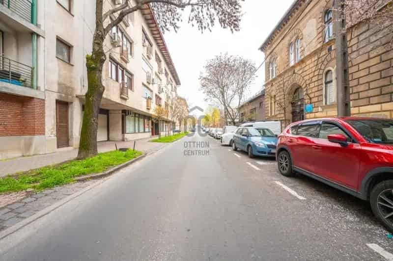 Angyalföldön eladó bontandó telek befektetőknek fejlesztőknek