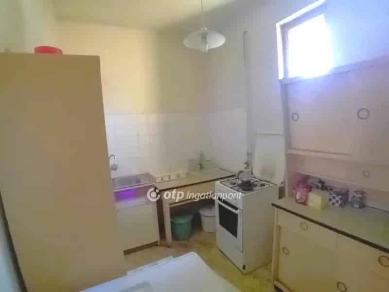 Felujitando ketgeneracios csaldi haz Csanyon Heves megyeben