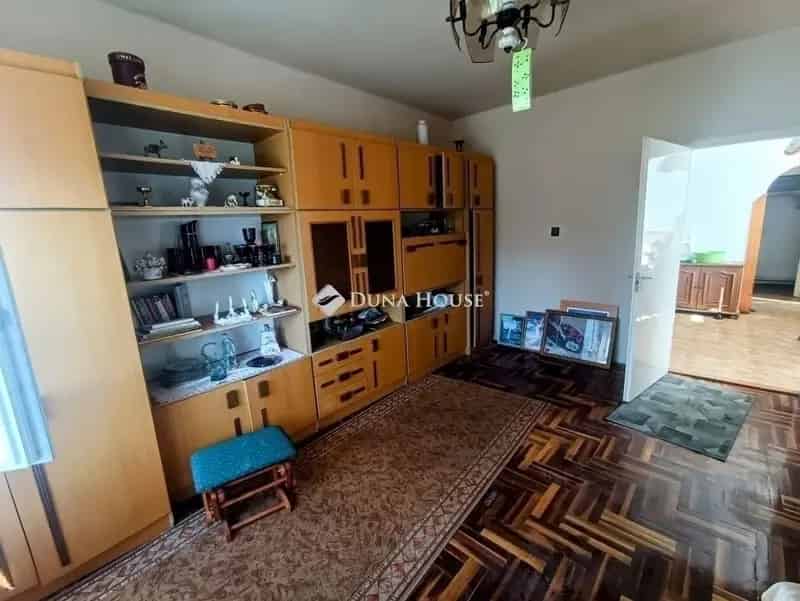 110m2 3 szobás családi ház 707m2 telekkel Szigetszentmiklóson
