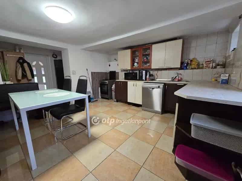 Kemenesmagasi családi ház eladó - 3 szoba, 1665m2 telek