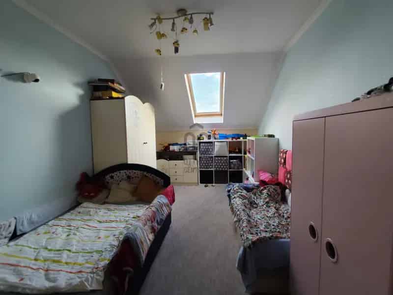 180m2-es 5 szobás családi ház Pesterzsébetben