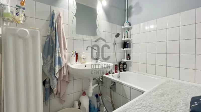 Szekszárdi Befektetői Panellakás H499794 Felújított Konyhával