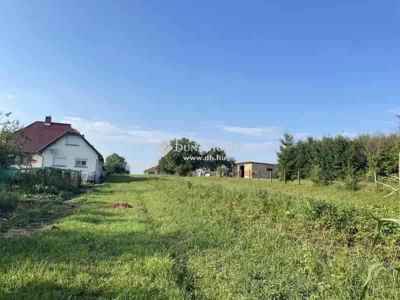 3084 nm-es Építési Telek Eladó Magyarnádalján