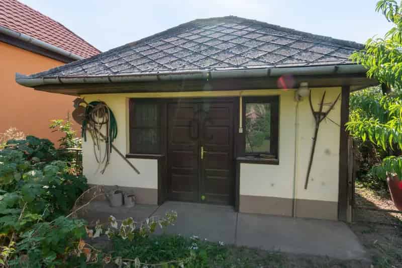 Sárbogárd családi ház eladó 5 szoba nagy telekkel
