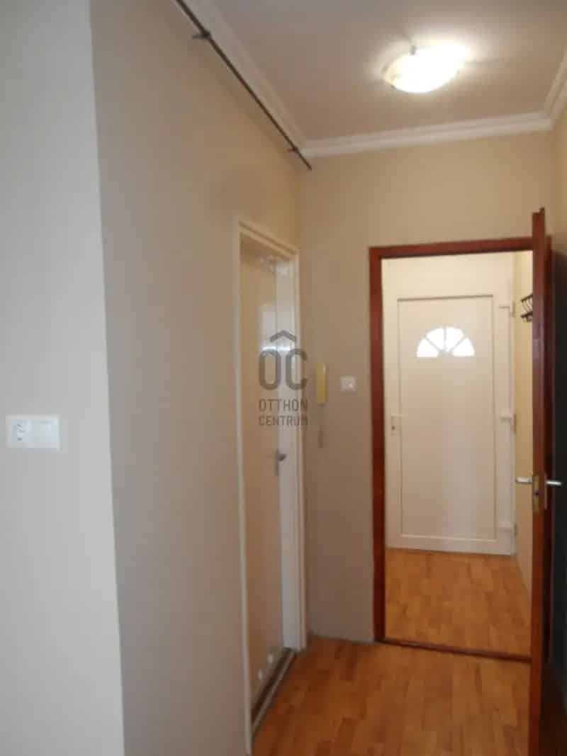 Kisvárda eladó téglalakás - Nappali + 2 félszobás - 27 nm tároló