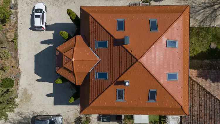 Balatoni Luxusvilla 800m2 - Családi Ház