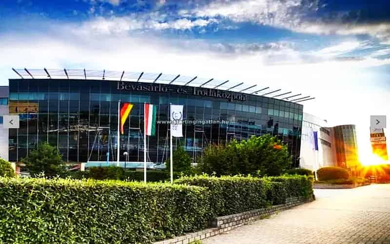 Kiadó Iroda Budapest IX Kerület Lurdy Ház