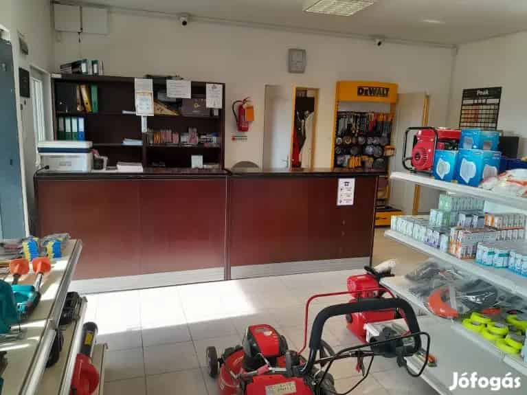 Eladó Tüzéptelep Szabadegyházán 5100 m²