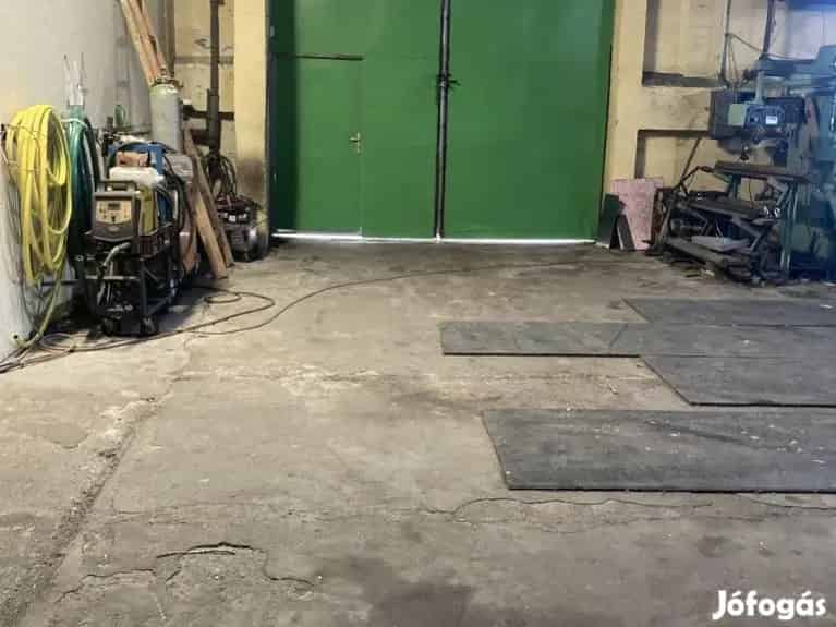 Ercsi ipari ingatlan eladó 630 m2 2954 m2 telekkel
