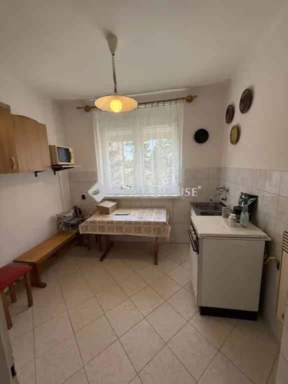 2 szobás lakás Veszprém belvárosában eladó