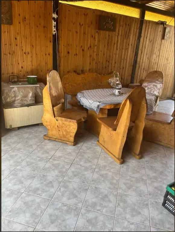 XVIII Kerulet Gloriett Telep 64 nm-es 2 szobas csaldi haz dupla garazzsal