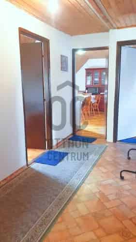Pécsi családi ház eladó apartmanházként is alkalmas