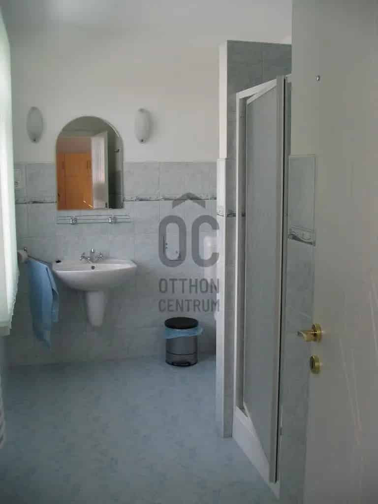 Hajduszoboszlo 420 nm-es 2 szintes csaldi haz apartmanhaz befektes