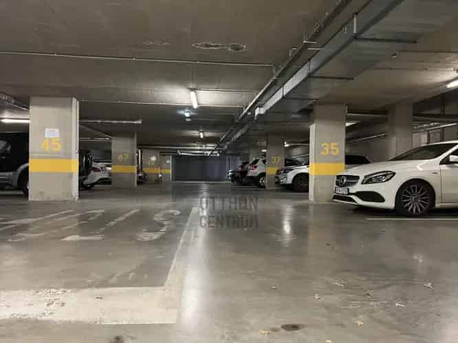 Debrecen Dóczy Lakópark Teremparkoló Kiadó