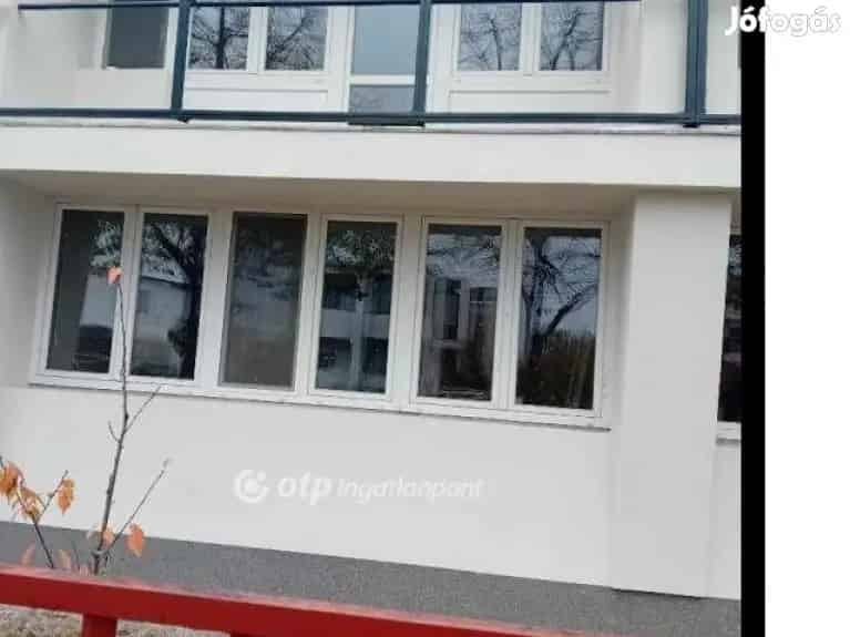 Hajdúszoboszló 78 nm-es 3 szobás 2 szintes lakás eladó