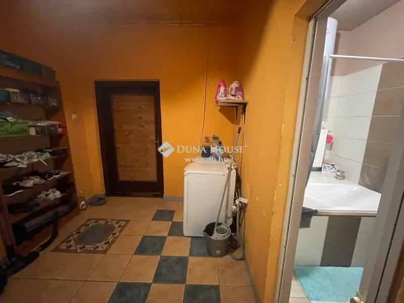 109 nm-es családi ház eladó Turán