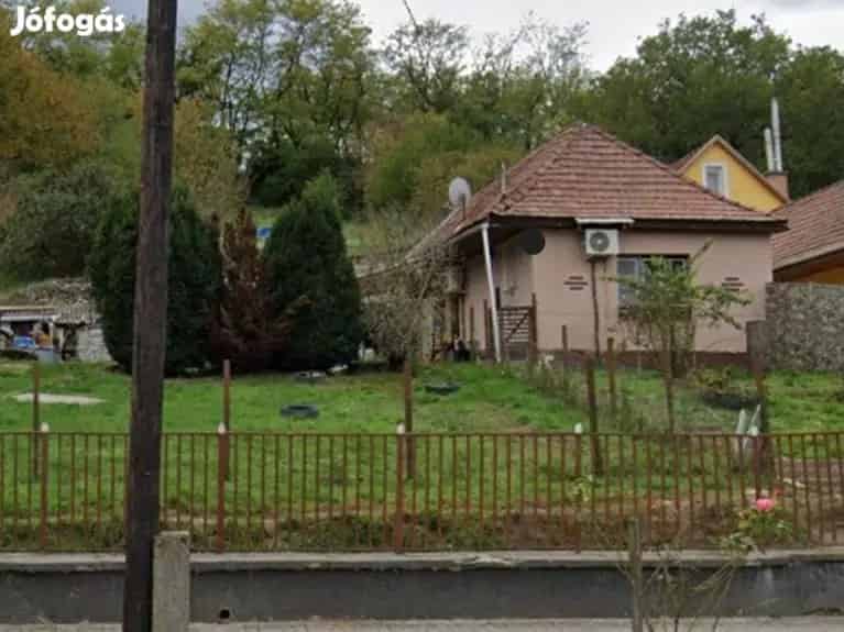 Leányvár 60nm-es 2 szobás családi ház eladó
