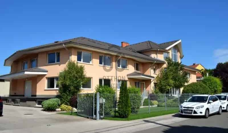 Budakeszi Iroda Kiadó 48m2 - Panorámás Első Emeleti Iroda