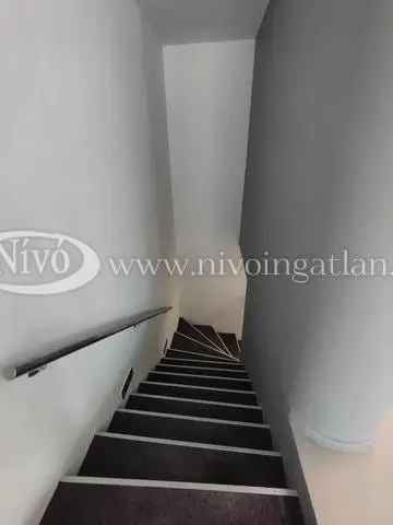 Veszprém Belváros 256 m2-es Iroda Eladó