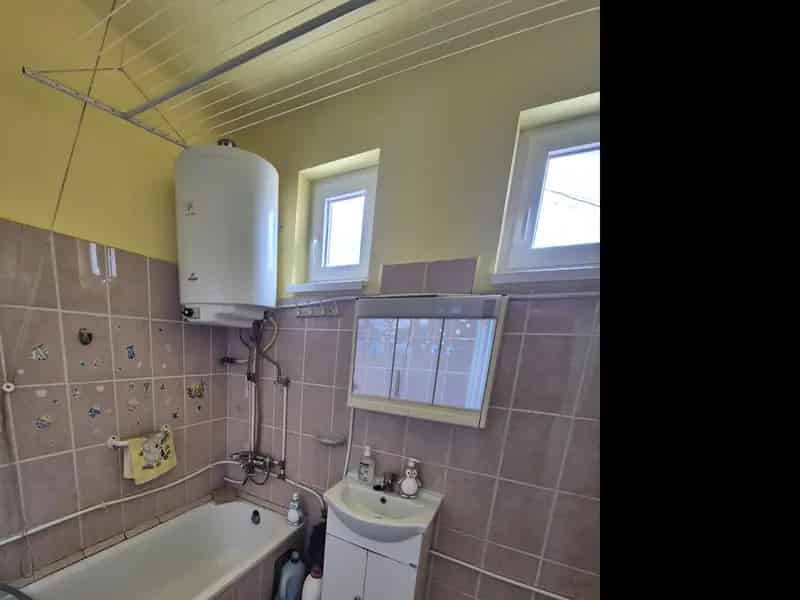 Rákóczifalva 60m2-es 2 szobás családi ház eladó