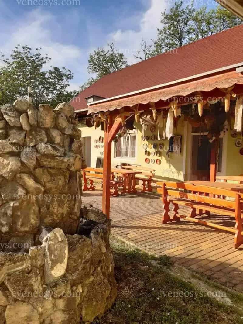 Üzleti célú Kiadó , Esztergomi járás, Dunántúl
