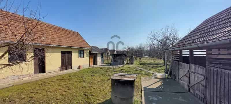 Gulácsi családi ház eladó 3 szoba 122nm 1653nm telekkel