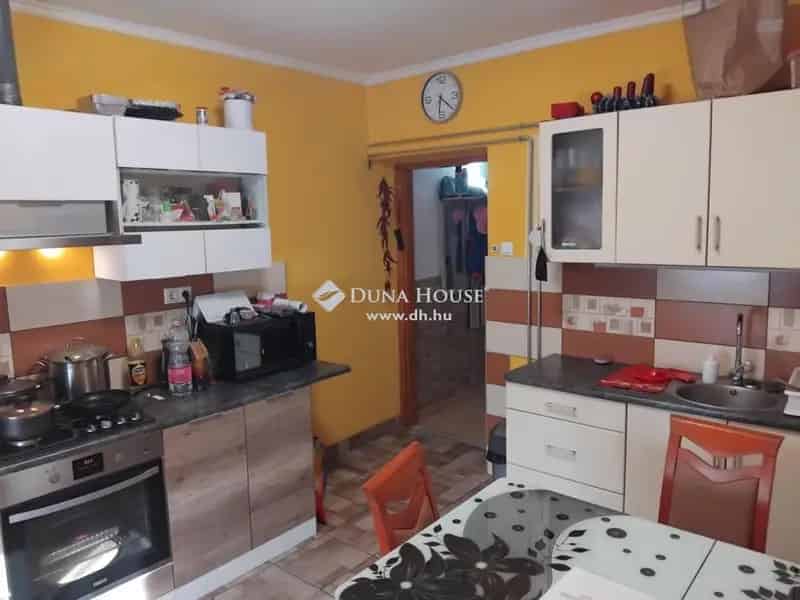 Izsák Családi Ház Eladó - 75nm - 2 Szoba - Babaváró CSOK+