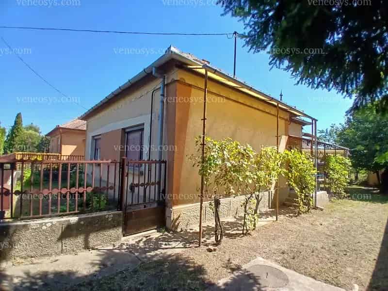 Olaszliszka 1388 m2 3 szobás családi ház Bodrog-part közelében