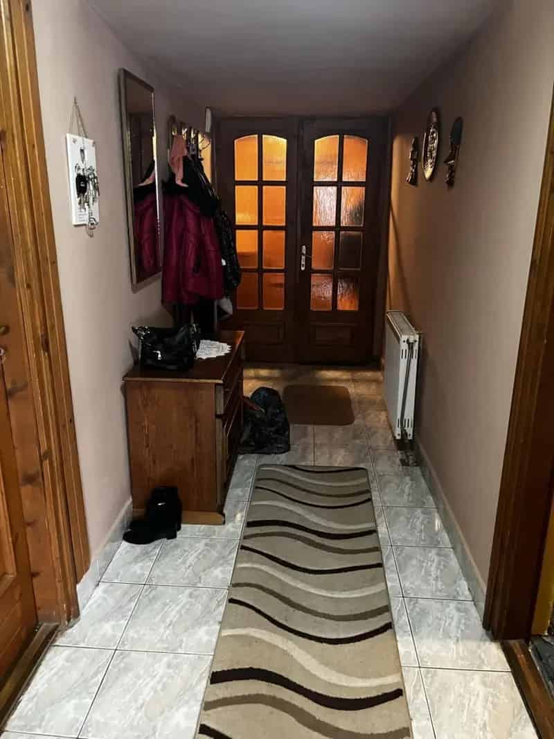 Berzencei 300 m2-es 2 Generációs Családi Ház Eladó