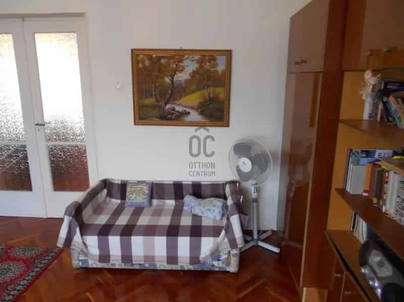 Dögei családi ház eladó 2158 nm-es telken