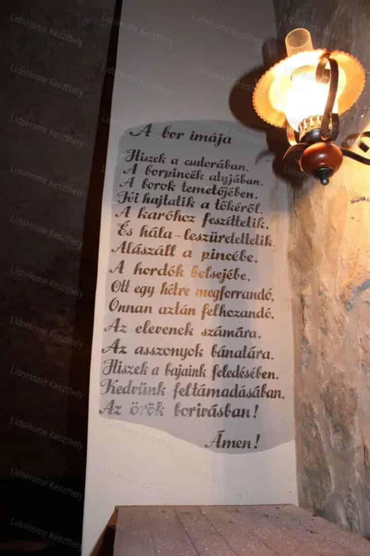 Kúria eladó Cserszegtomajon rendezvényteremmel és borospincével