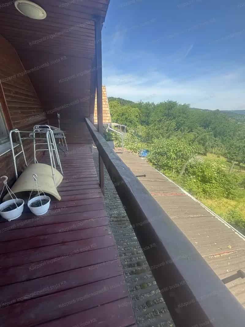 90 m2-es 4 szobás családi ház Tatabánya Felsőgallán