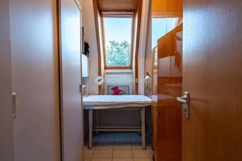 Luxus Ikerházfél Budafokon - 205nm 600nm telekkel