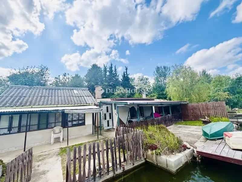Egyedi Szigetnyaraló Szigetszentmiklóson